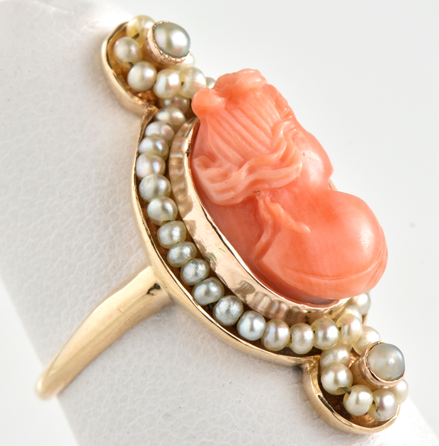 14K Yellow Gold Cameo Ring