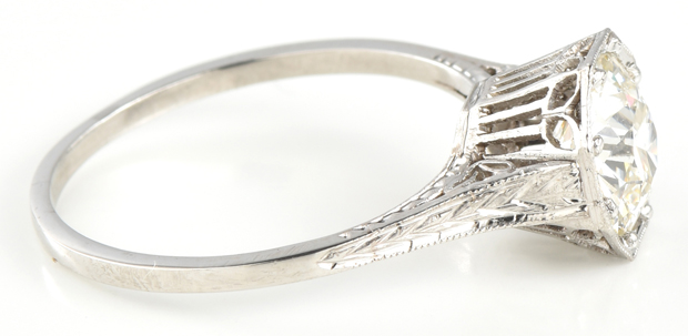14K White Gold Diamond Ring