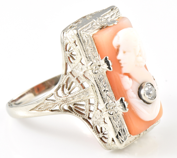 14K White Gold Cameo Ring