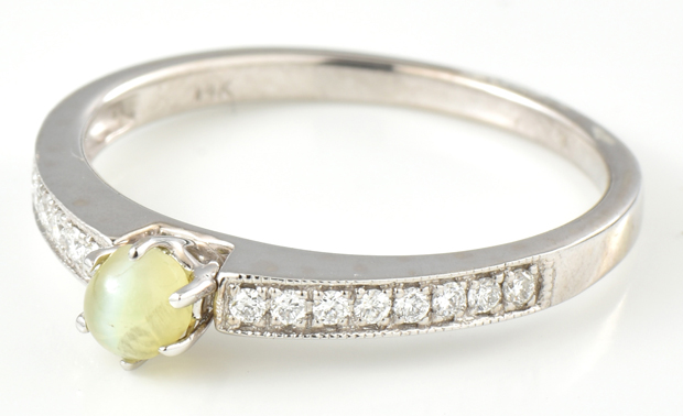 14K White Gold Ring