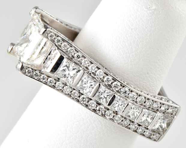 18K White Gold Diamond Ring with a 1.72 Carat Princess Cut, EGL International #2909422028