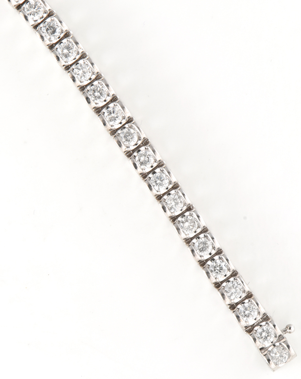 14K White Gold Diamond Bracelet