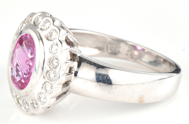 18K White Gold and Pink Sapphire Ring