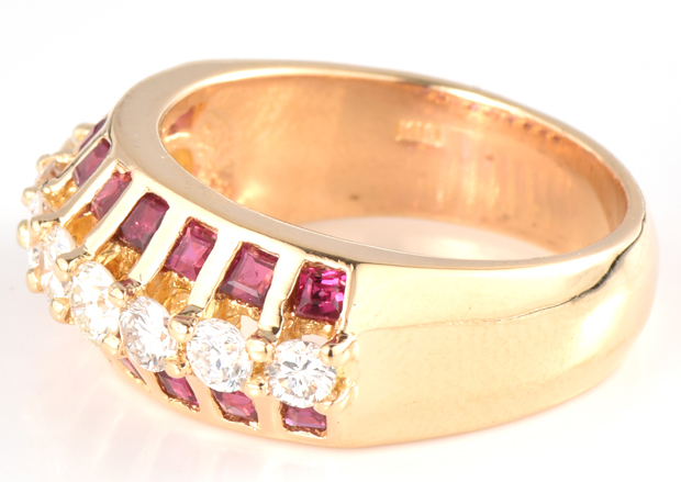 18K Yellow Gold Diamond and Ruby Ring