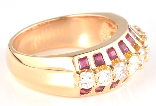 18K Yellow Gold Diamond and Ruby Ring