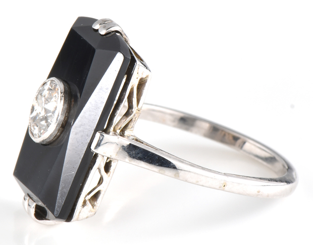 14K White Gold Black Onyx Ring 