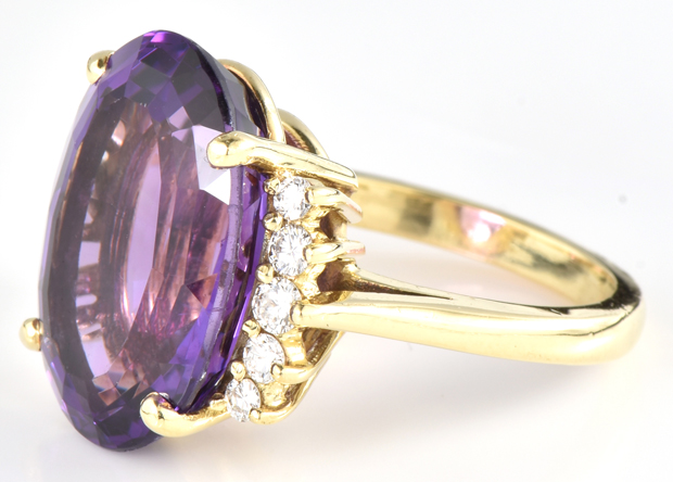 18K Yellow Gold Amethyst Ring 