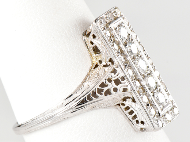 14K White Gold Diamond Ring