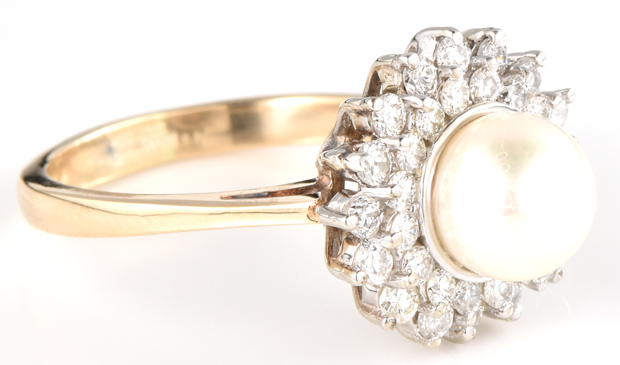 14K Yellow Gold Pearl Ring