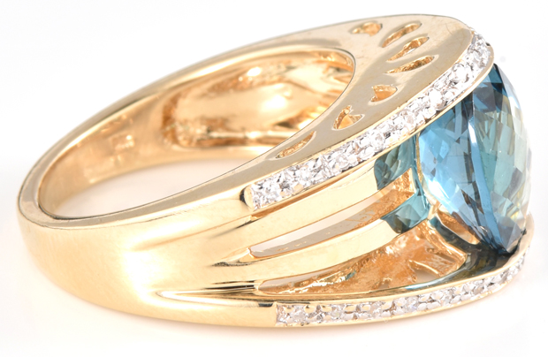 14K Yellow Gold Blue Topaz Ring