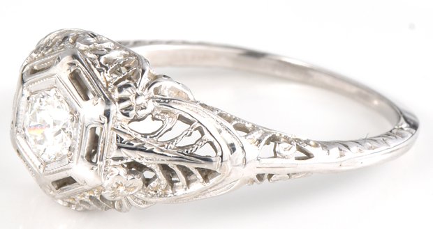 14K White Gold Vintage Diamond Ring
