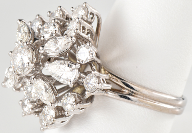 14K White Gold Diamond Cluster Ring 