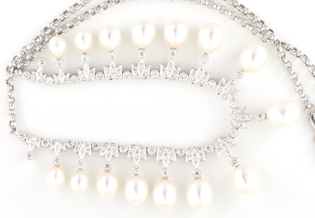 18K White Gold Pearl and Diamond Necklace