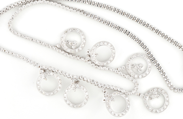18K White Gold Diamond Necklace