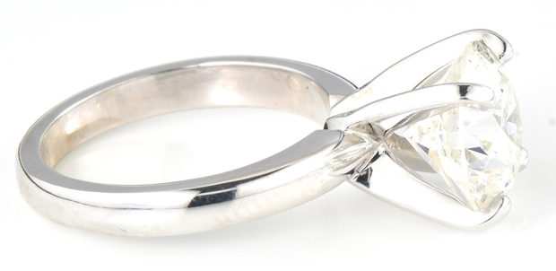 14K White Gold Diamond Ring with a 3.07 Carat Round Brilliant, GIA #6211650996