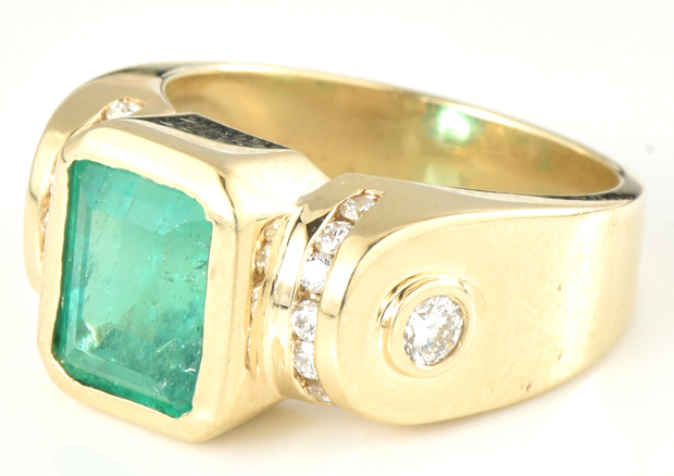 14K Yellow Gold Emerald Ring