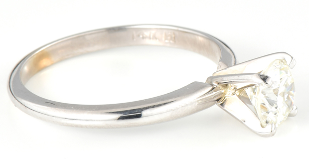 14K White Gold Diamond Ring