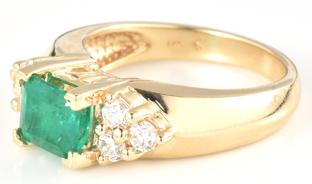 14K Yellow Gold Emerald Ring