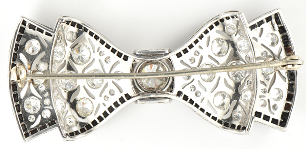 Platinum Vintage Bow Pin