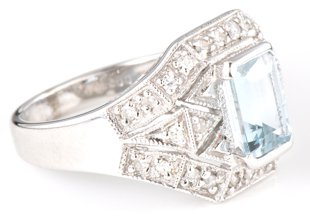 14K White Gold Aquamarine Ring