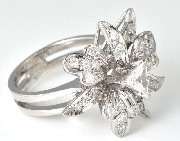 14K White Gold Diamond Ring