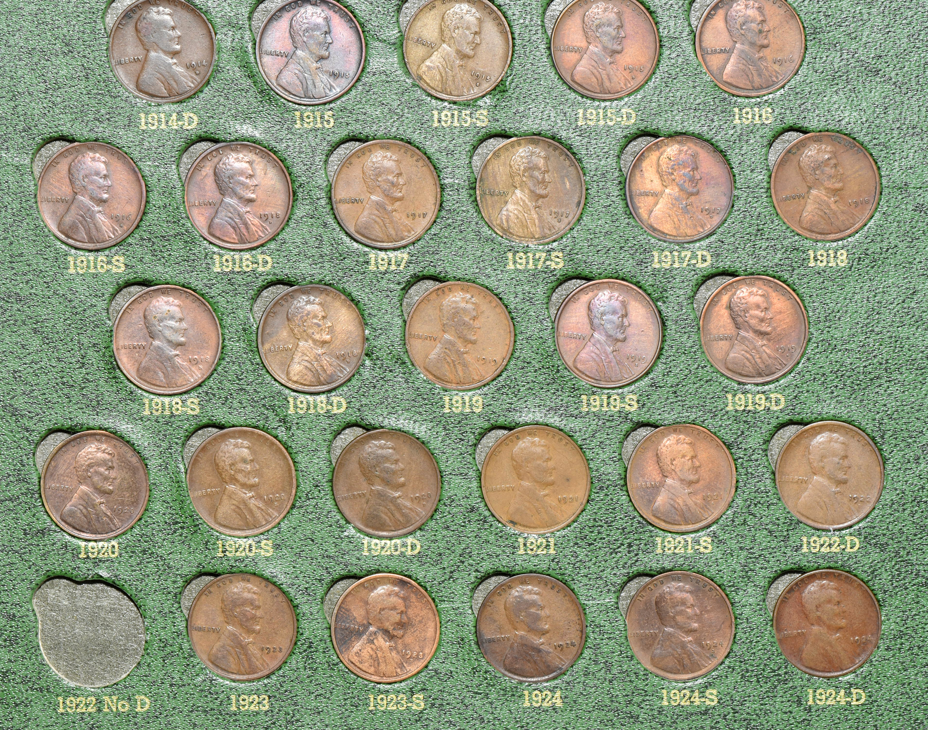 Nearly complete collection of Lincoln cents 1909 VDB through 1970-D in a green Whitman 9204 album