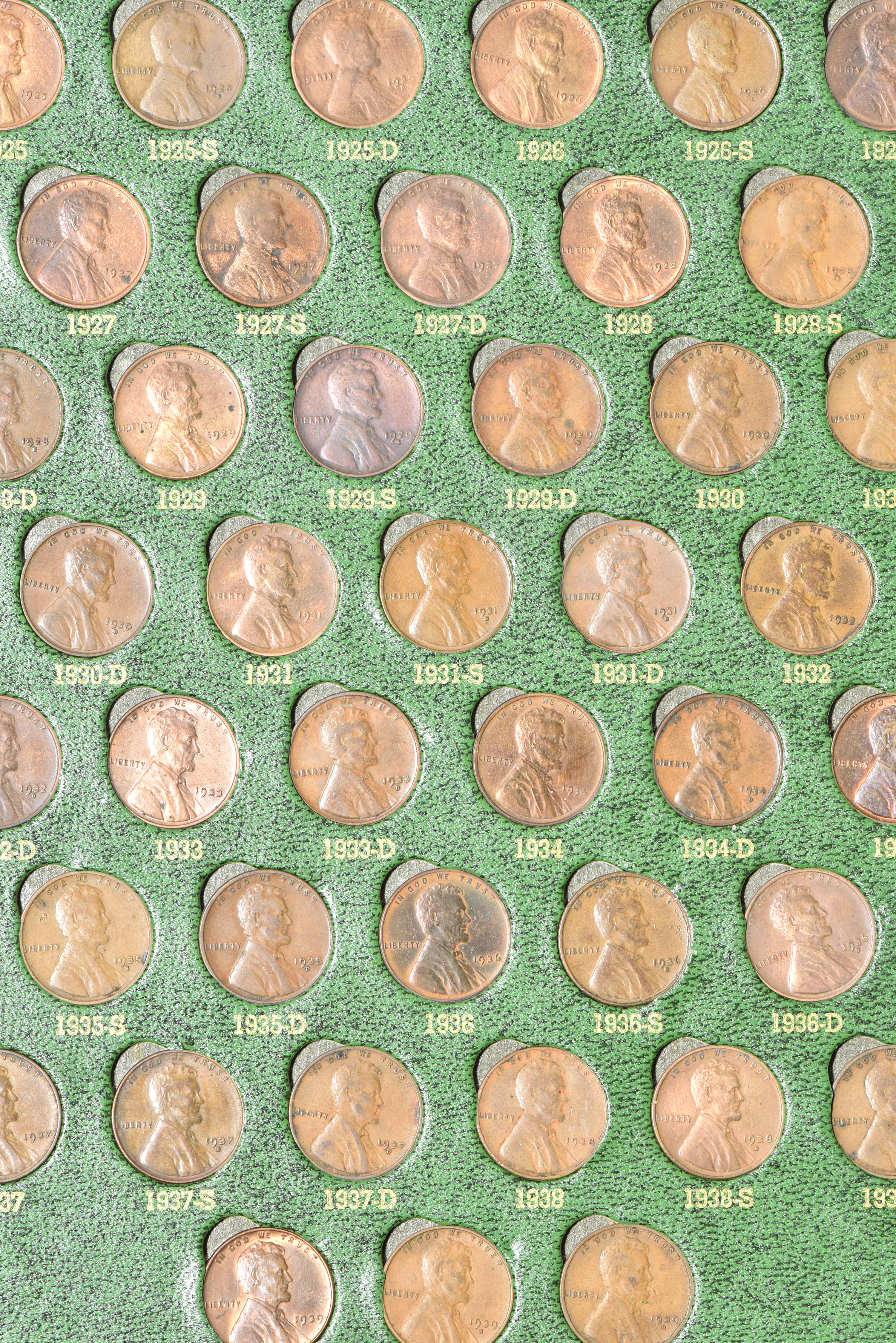 Nearly complete collection of Lincoln cents 1909 VDB through 1970-D in a green Whitman 9204 album