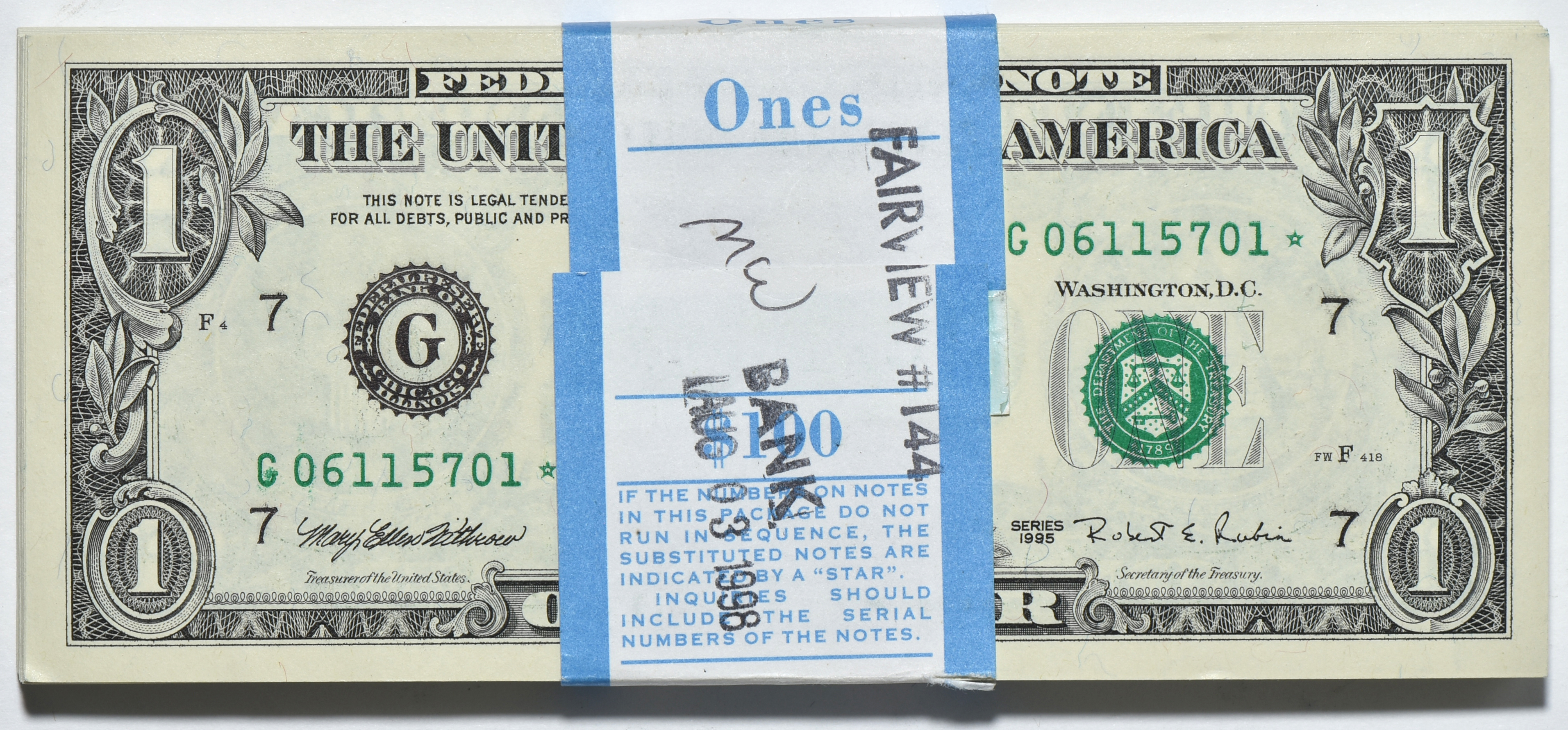 Pack of 1995 $1 Dallas Star Notes, and two packs of 1995 $1 Chicago Star notes, all GemCU