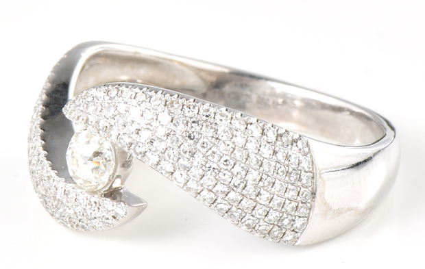14K White Gold Diamond Ring
