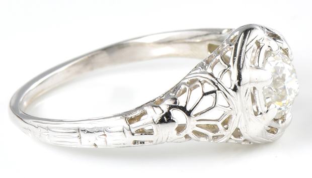 18K White Gold Diamond Ring