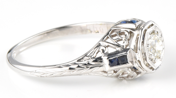 18K White Gold Diamond Ring