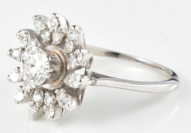 14K White Gold Diamond Ring