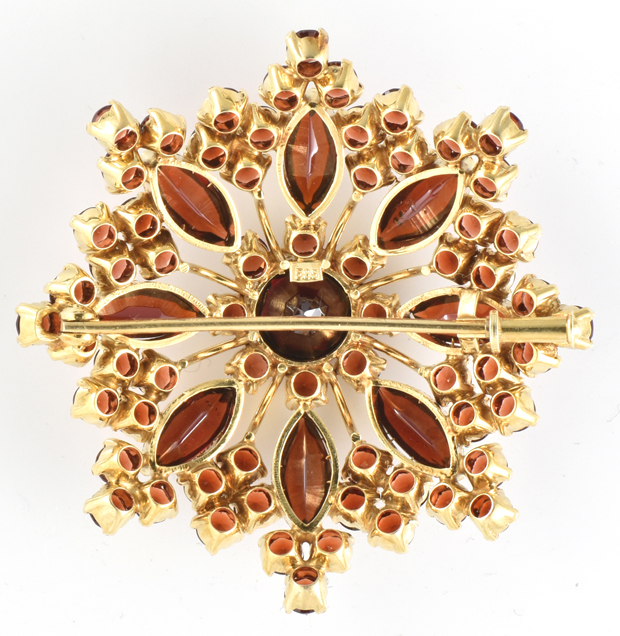 14K Yellow Gold Garnet Pin