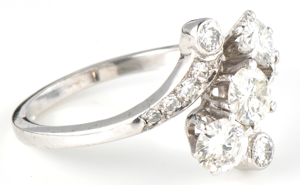 14K White Gold Diamond Ring