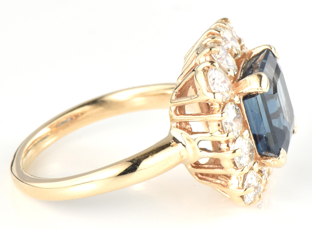 14K Yellow Gold Diamond Ring with a 4.31 Carat Octagonal Sapphire, GIA #6213087295