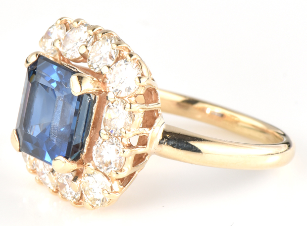14K Yellow Gold Diamond Ring with a 4.31 Carat Octagonal Sapphire, GIA #6213087295
