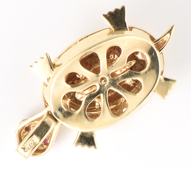 14K Yellow Gold Turtle Pendant