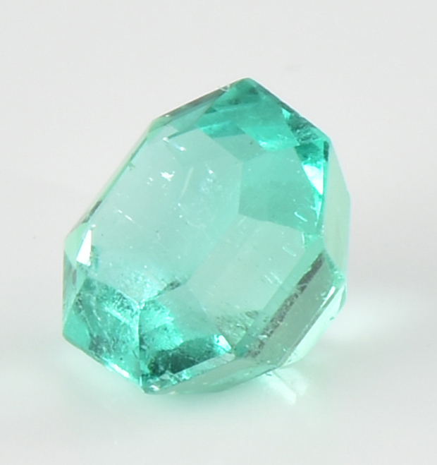 1.32 Carat Emerald, AGL #1086508