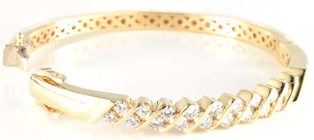 14K Yellow Gold Diamond Bangle