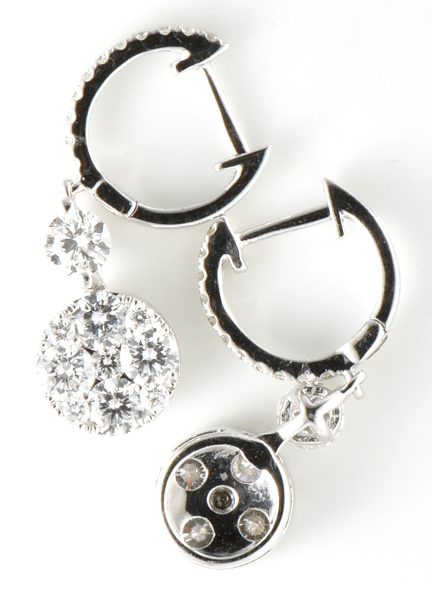 18K White Gold Diamond Earrings