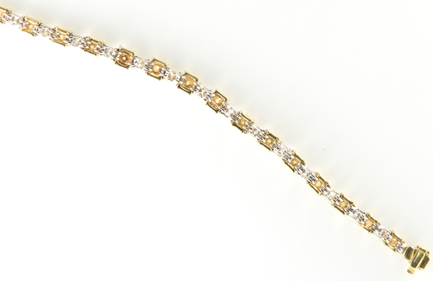 18K and Platinum Diamond Tennis Bracelet 