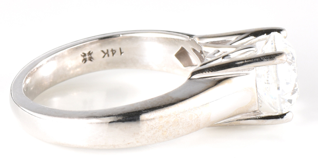 14K White Gold Diamond Ring