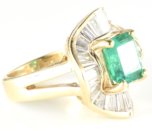 14K Yellow Gold Ring with a Natural Green Emerald, GIA #2213837219