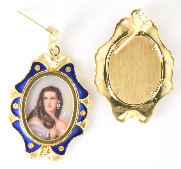 18K Yellow Gold Earrings