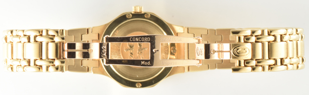 18K Yellow Gold Concord Saratoga Ladies Wrist Watch 