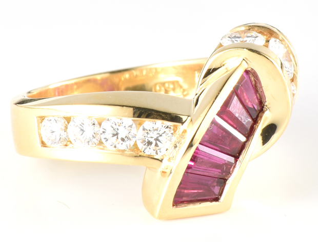 18K Yellow Gold Diamond and Ruby Ring