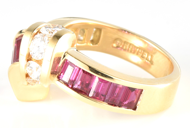 18K Yellow Gold Diamond and Ruby Ring