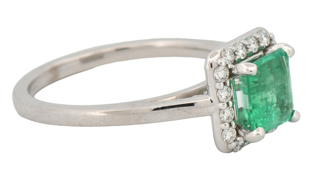 14K White Gold Ring with a 1.03 Carat Emerald, GIA #5212837502