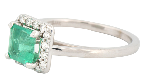14K White Gold Ring with a 1.03 Carat Emerald, GIA #5212837502