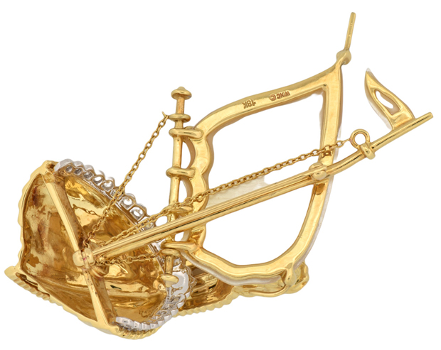18K Yellow Gold Robert Wander Pin